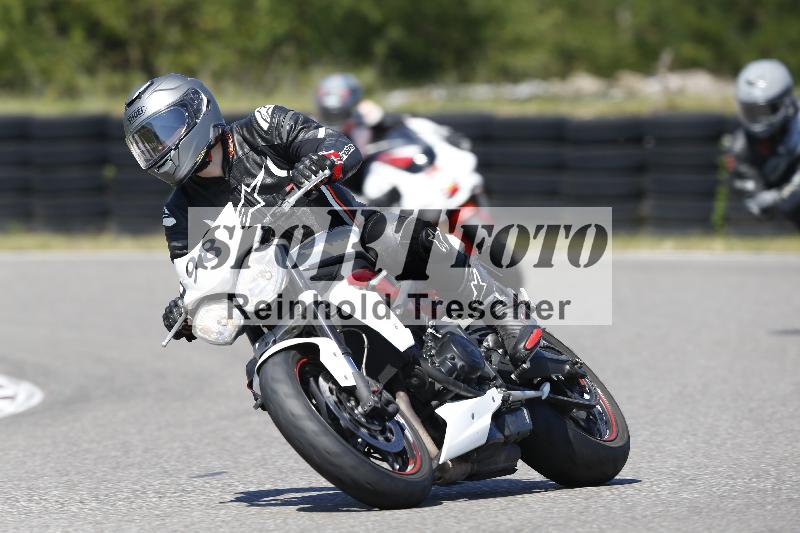 Archiv-2025/48 25.08.2025 Cornu Master School ADR/blau-bleu/98